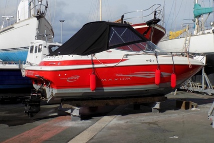 Maxum 2300SC for sale in United Kingdom for £13,950