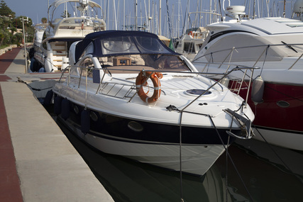 Fairline Targa 34 for sale in Italy for €98,000 (£86,090)