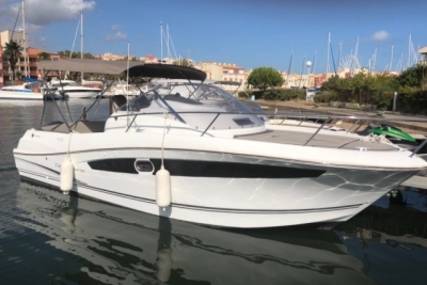 Jeanneau Cap Camarat 8.5 WA for sale in France for €77,900 (£67,333)