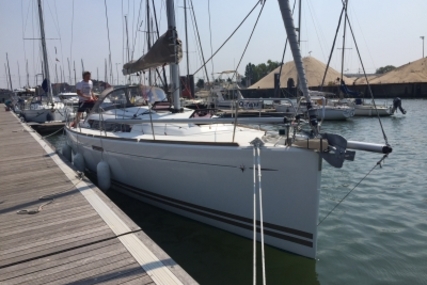 Jeanneau Sun Odyssey 379 for sale in Belgium for €119,000 (£103,832)