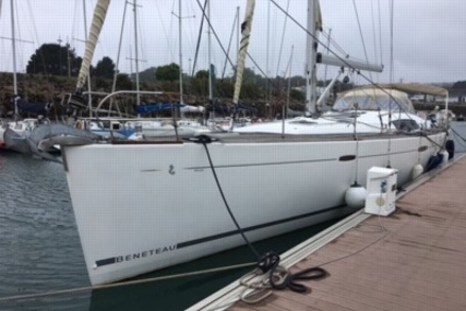 Beneteau Oceanis 54 for sale in France for €235,000 (£205,920)