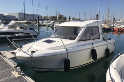 Jeanneau Merry Fisher 645 for sale in France for €22,500 (£19,632)