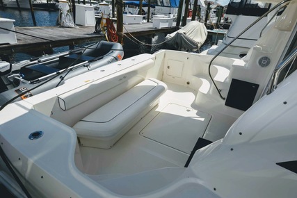 Sea Ray 420 Sedan Bridge for sale in United States of America for $239,750 (£188,400) Sea Ray 420 Sedan Bridge for sale in United States of America for $239,750 (£188,400)