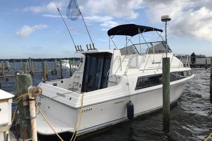 Carver Yachts 330 Mariner for sale in United States of America for $26,200 (£20,193) Carver Yachts 330 Mariner for sale in United States of America for $26,200 (£20,193)