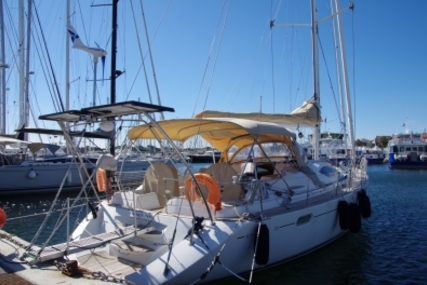 Jeanneau Sun Odyssey 54 DS for sale in France for €285,000 (£248,674)