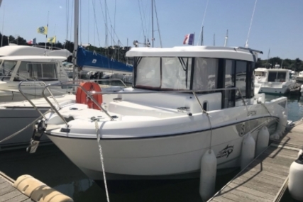 Beneteau Barracuda 8 for sale in France for €65,900 (£58,321)