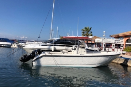 Boston Whaler BOSTON 26 OUTRAGE for sale in France for €32,000 (£28,111)