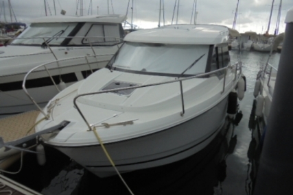 Jeanneau Merry Fisher 795 for sale in France for €52,000 (£45,750)