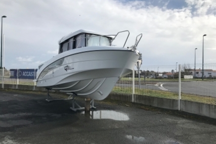 Beneteau Barracuda 8 for sale in France for €87,900 (£77,382)