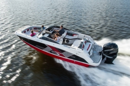 Four Winns HD 220 OB RS for sale in France for €69,000 (£61,065)