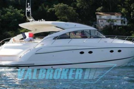 Princess V53 for sale in Italy for €370,000 (£323,996)