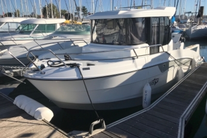 Beneteau Barracuda 7 for sale in France for €55,000 (£48,675)