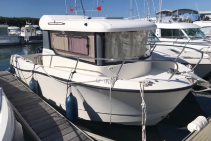 Quicksilver 675 Pilothouse for sale in France for €31,000 (£27,049)