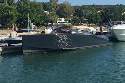 VanDutch 40 for sale in Greece for €320,000 (£284,627)