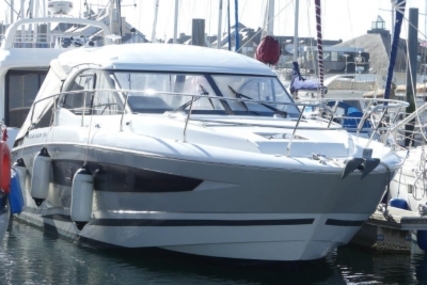 Jeanneau Leader 36 for sale in France for €255,000 (£217,360)