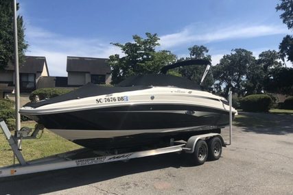 Sea Ray 215 Express Cruiser for sale in United States of America for $28,000 (£21,360)