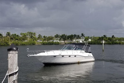 Cruisers Yachts 3670 Esprit for sale in United States of America for $29,995 (£22,946)