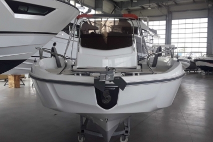 Beneteau Flyer 6 Spacedeck for sale in France for €34,900 (£31,042)
