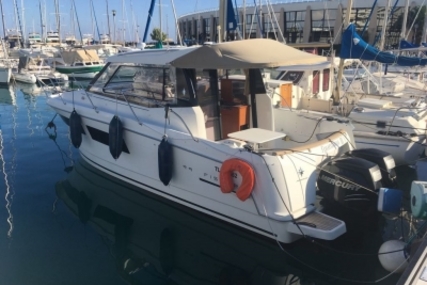 Jeanneau Merry Fisher 855 for sale in France for €70,000 (£63,158)