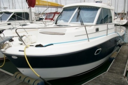 Beneteau Antares 760 for sale in France for €38,500 (£33,368)