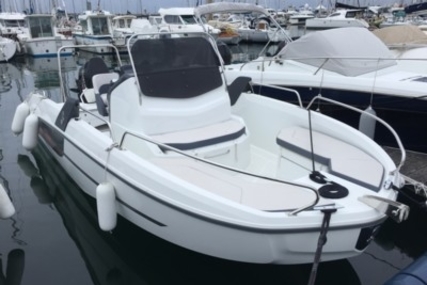 Beneteau Flyer 6.6 Spacedeck for sale in France for €32,000 (£27,901)