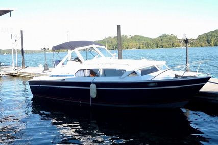 Chris-Craft Catalina 281 for sale in United States of America for $7,500 (£5,773)