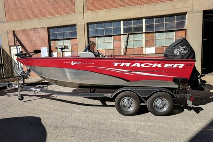 Tracker Pro Guide V175 SC for sale in United States of America for $14,500 (£11,293)