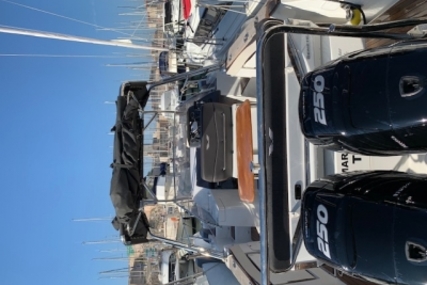 Beneteau Flyer 8.8 Sundeck for sale in France for €105,000 (£89,966)