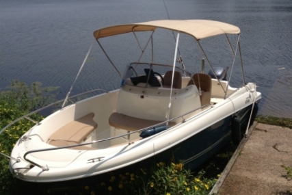 Jeanneau Cap Camarat 6.5 CC for sale in France for €19,800 (£17,606)