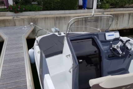 Beneteau Flyer 6.6 Sundeck for sale in France for €41,000 (£36,468)