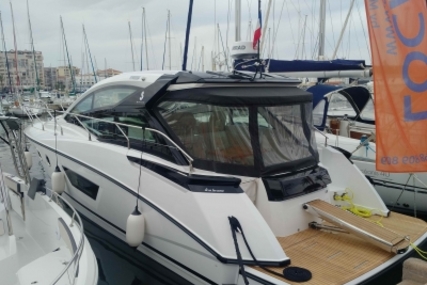 Beneteau Gran Turismo 40 for sale in France for €309,900 (£270,400)