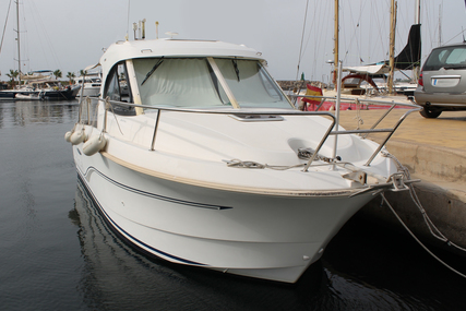Beneteau Antares 8 for sale in Spain for €49,000 (£43,255)