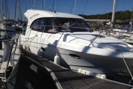 Beneteau Antares 30 S for sale in France for €87,900 (£78,183)