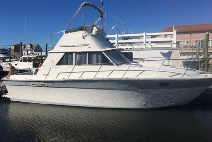 Silverton 31 Convertible for sale in United States of America for $13,500 (£10,388)