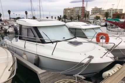 Jeanneau Merry Fisher 645 for sale in France for €23,800 (£21,163)