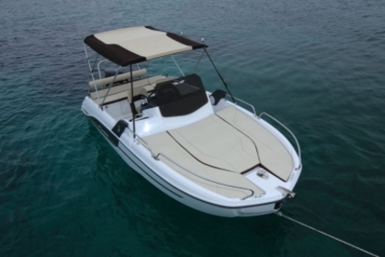 Beneteau Flyer 6.6 Sundeck for sale in France for €45,000 (£39,418)