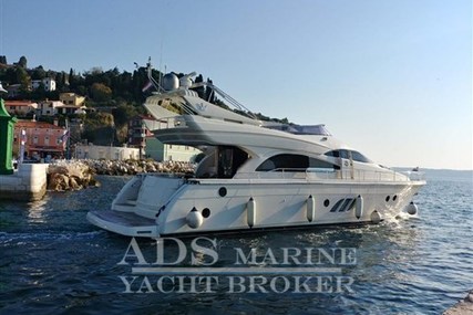 Dominator 62S for sale in Slovenia for €510,000 (£450,224)