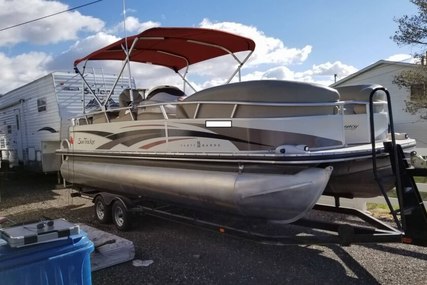 Sun Tracker Party Barge 25 - I/O for sale in United States of America for $33,500 (£26,085)