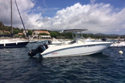 Boston Whaler 270 Outrage for sale in France for €55,000 (£47,596) Boston Whaler 270 Outrage for sale in France for €55,000 (£47,596)