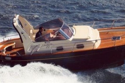 Mimi Libeccio 27 for sale in Italy for €80,000 (£71,915)