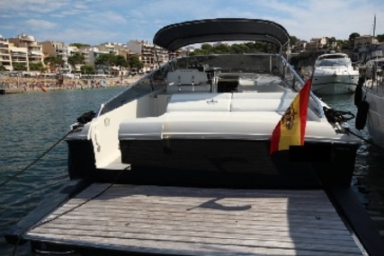 Itama 40 Forty for sale in France for €330,000 (£297,743)