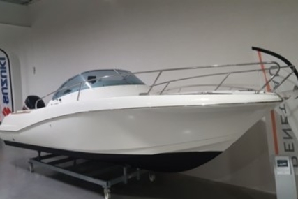 Jeanneau Cap Camarat 755 WA for sale in France for €29,000 (£25,824)