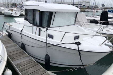 Jeanneau Merry Fisher 695 Marlin for sale in France for €39,900 (£35,223)