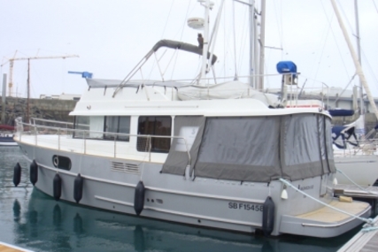 Beneteau Swift Trawler 44 for sale in France for €350,000 (£303,532)