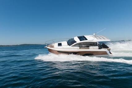 Sealine C330 for sale in United Kingdom for £295,000
