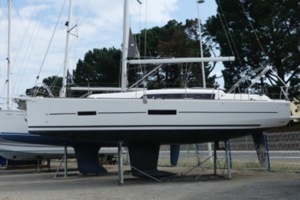 Dufour Yachts 382 Grand Large for sale in France for €139,000 (£124,876) Dufour Yachts 382 Grand Large for sale in France for €139,000 (£124,876)