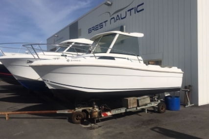 Jeanneau Merry Fisher 580 for sale in France for €8,900 (£8,030)