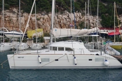 Lagoon 380 for sale in Croatia for €175,000 (£157,162)