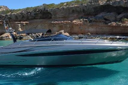 Riva LE 52 for sale in Spain for €590,000 (£529,918)