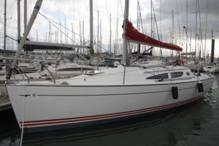 Jeanneau Sun Fast 35 for sale in France for €52,000 (£45,904)